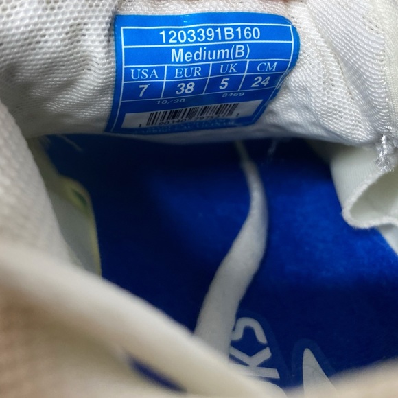 Brooks Catamount White / Iced Aqua / Blue - Picture 8 of 8